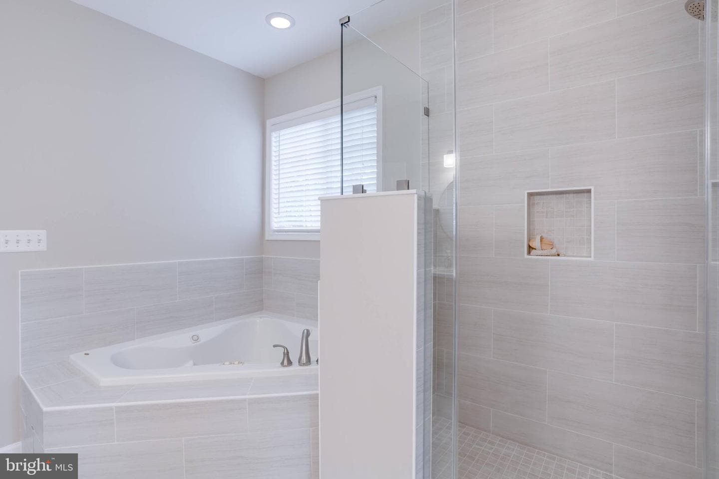 5519 Hinton Street photo 49
