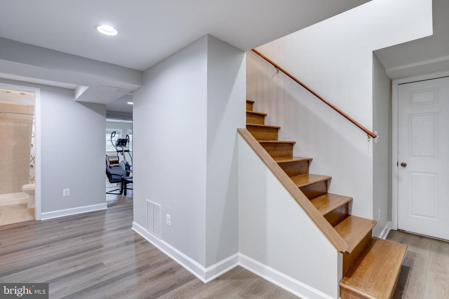 5519 Hinton Street photo 55