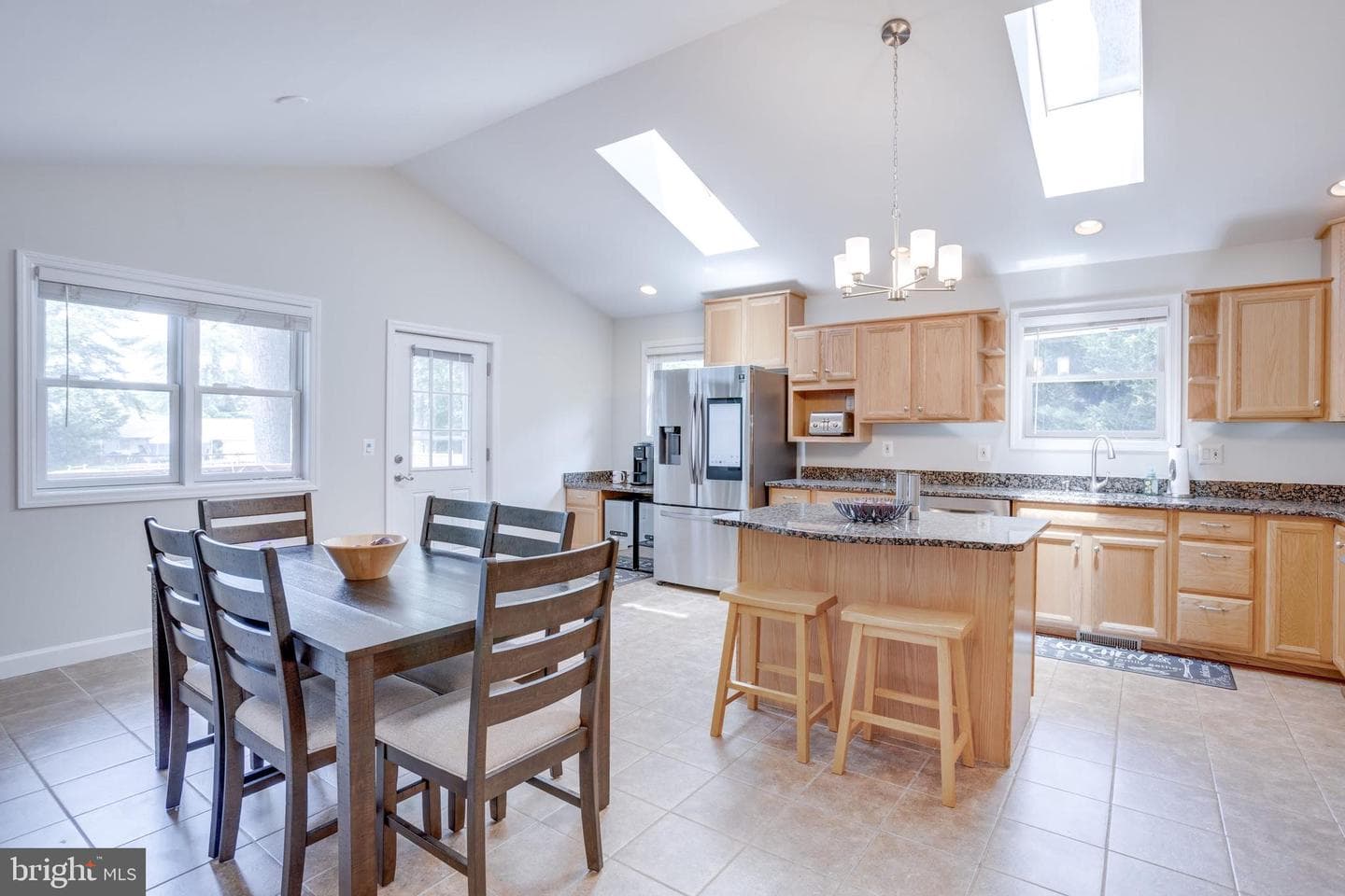 5519 Hinton Street photo 7