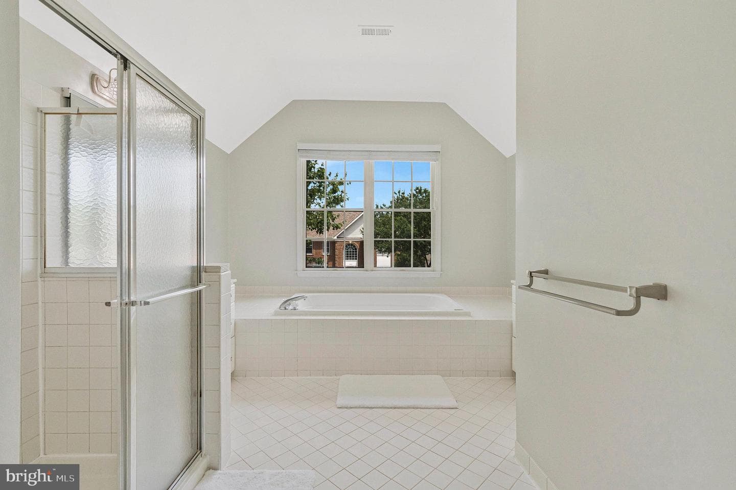 10857 Hunter Gate Way photo 32