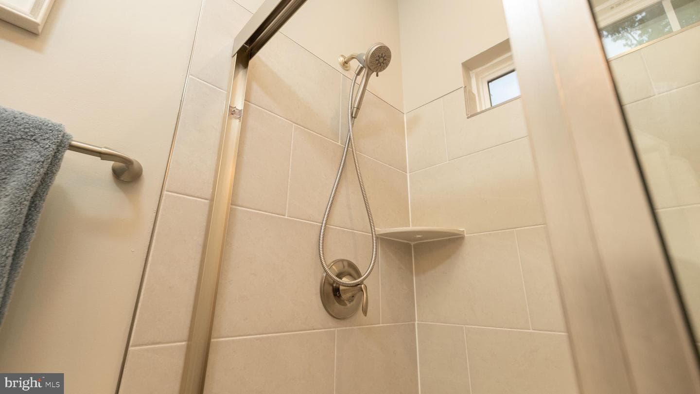 3811 Rainier Drive photo 31