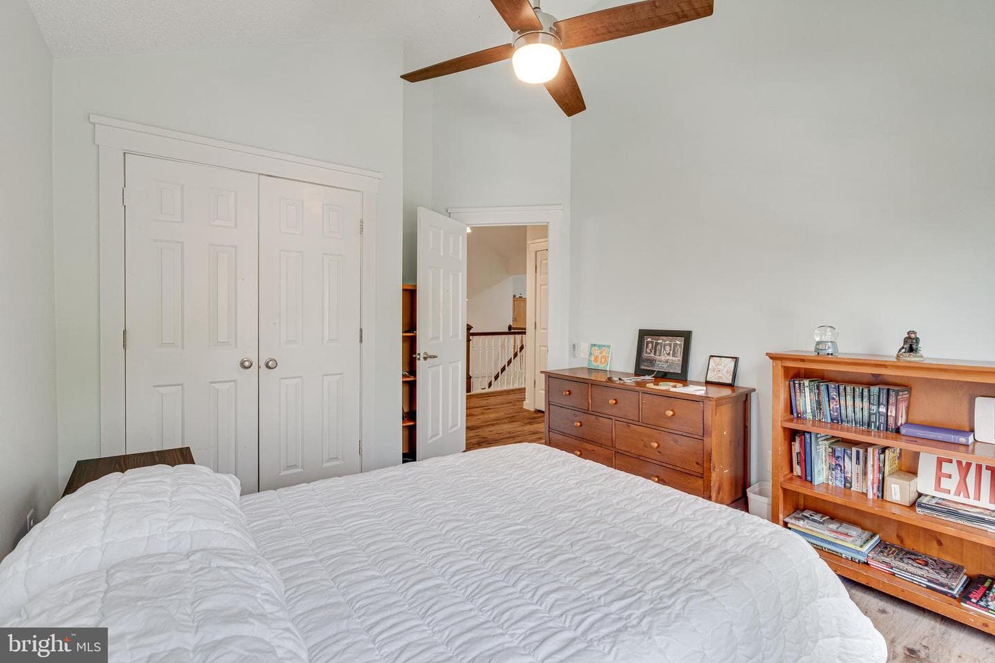 12333 Cliveden Street photo 43