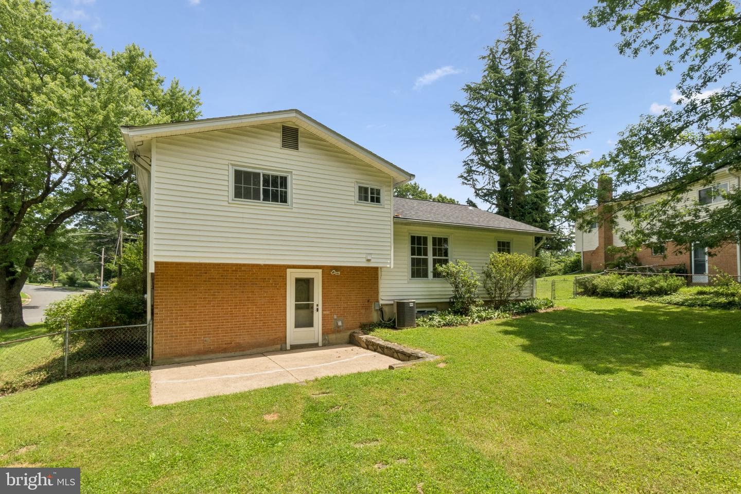 4700 Twinbrook Road photo 4