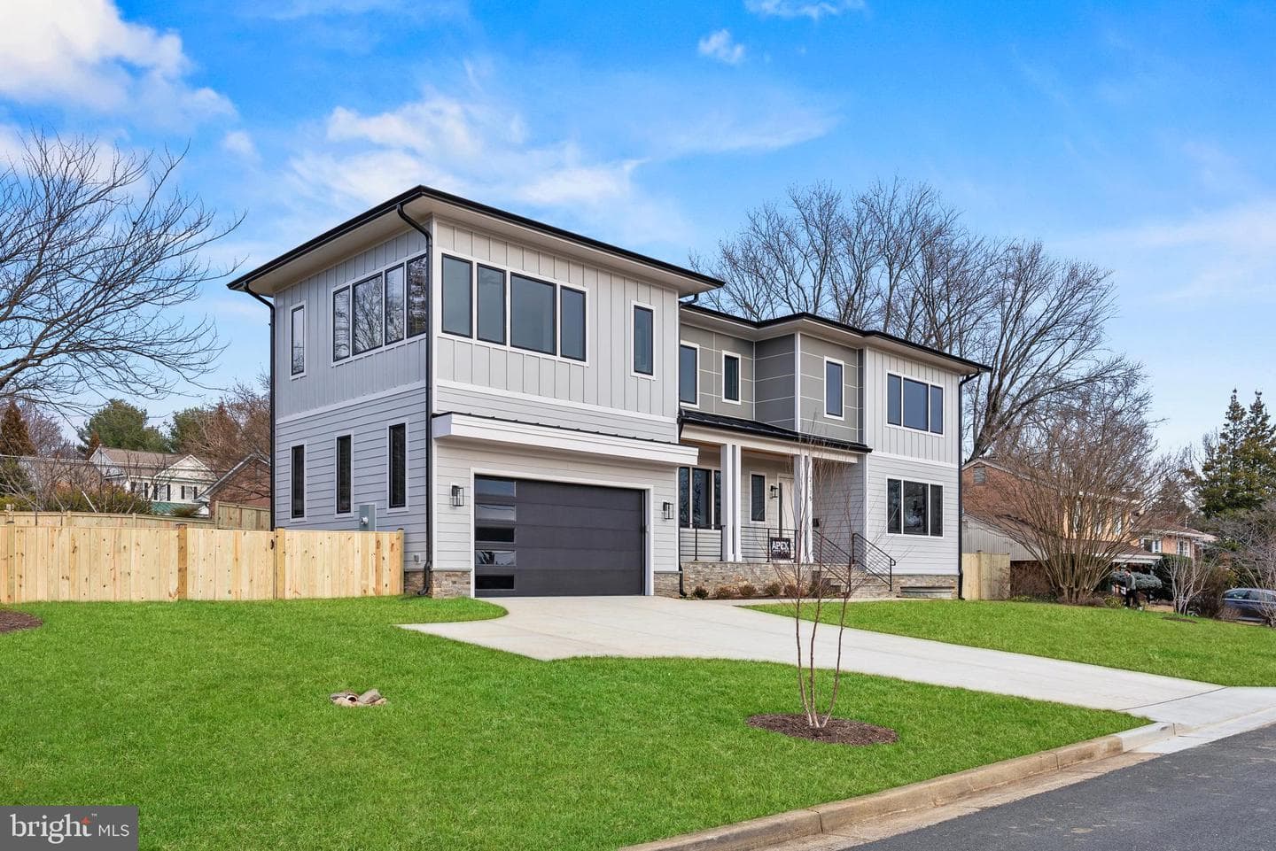 2115 Natahoa Court photo 2