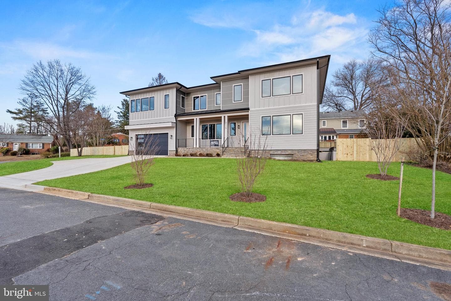 2115 Natahoa Court photo 3