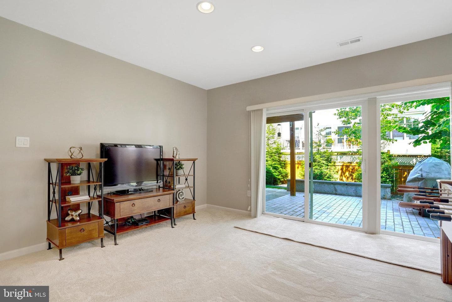 8552 Bauer Circle photo 47