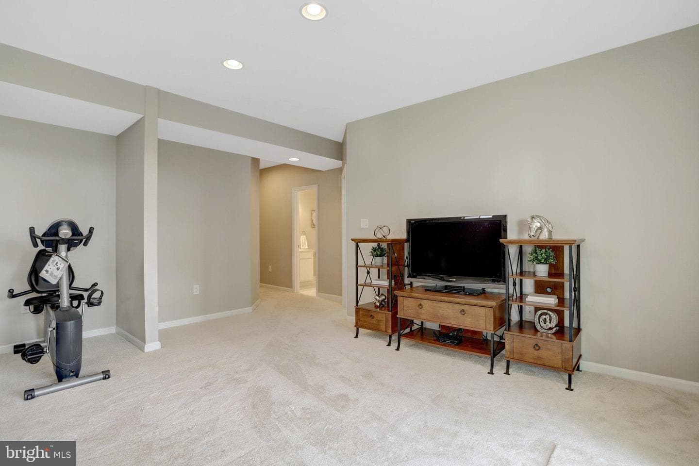 8552 Bauer Circle photo 49