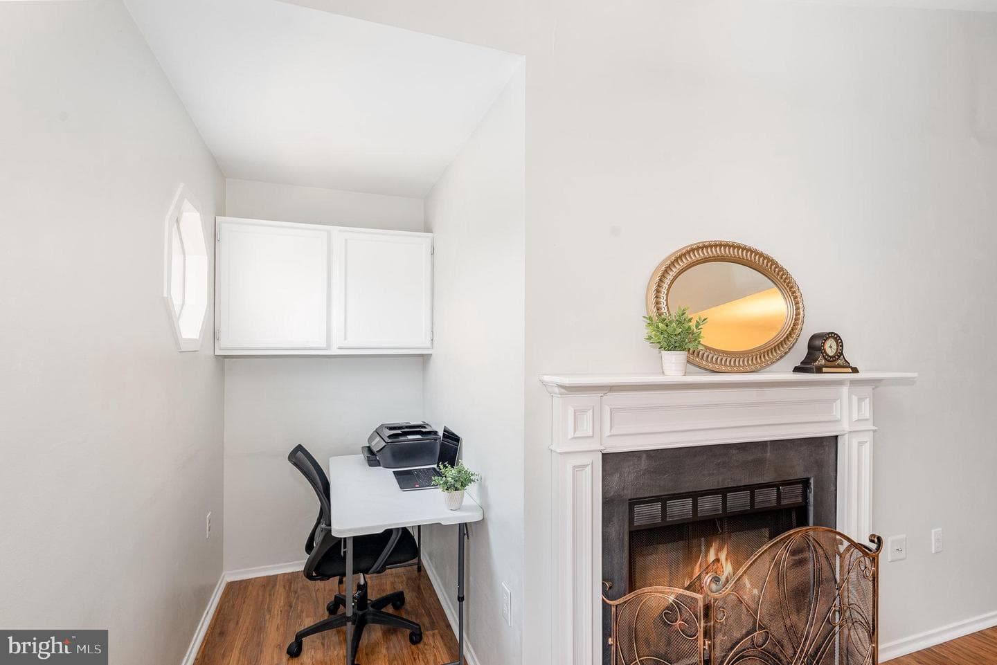 7823 Harrowgate Circle #d photo 6