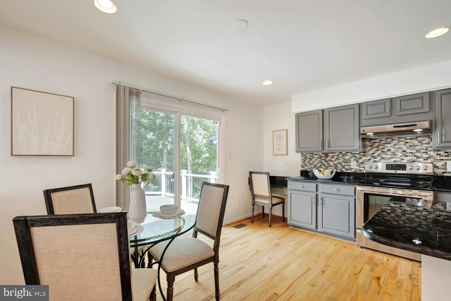 1518 Summerset Place photo 11