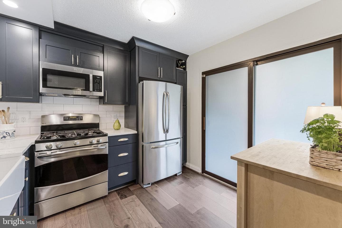 1568 Moorings Drive #11b photo 6