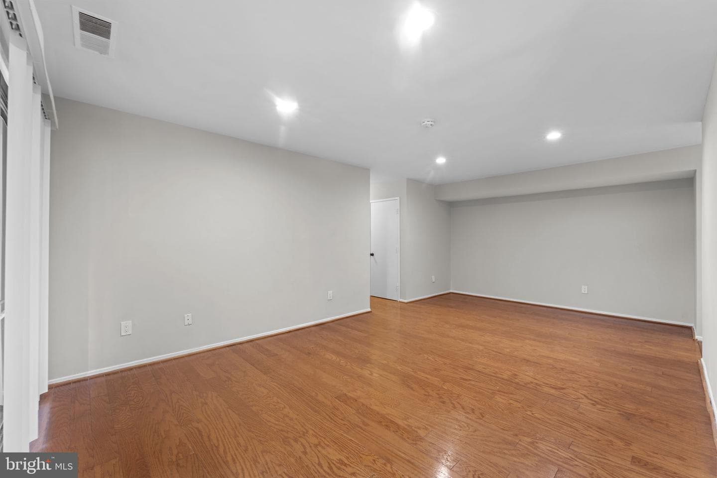 505 Florida Avenue #t3 photo 8