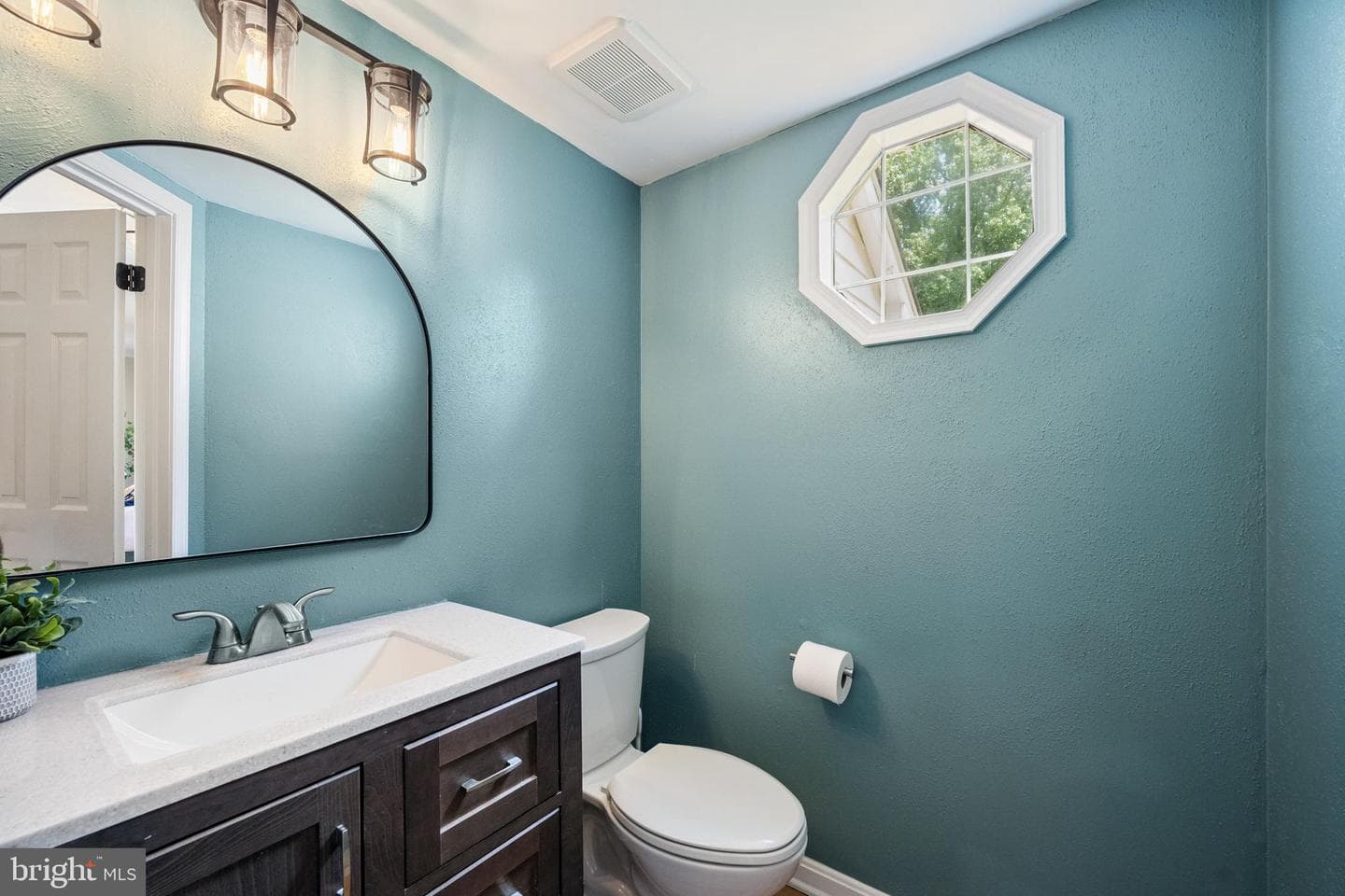 1419 Bayshire Lane photo 21