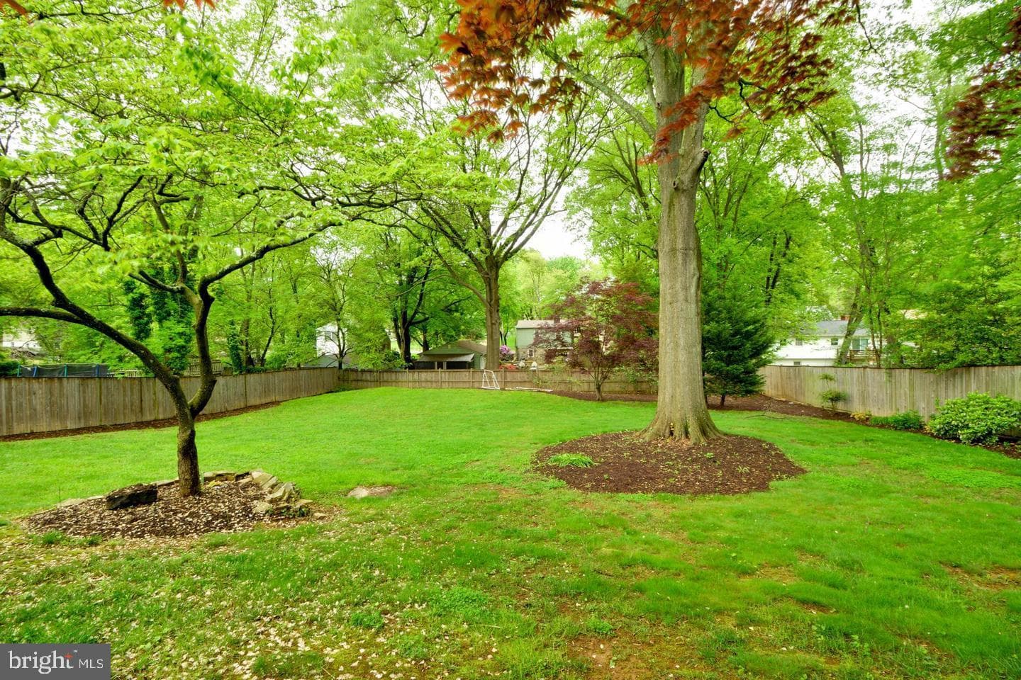 8445 Radford Avenue photo 24