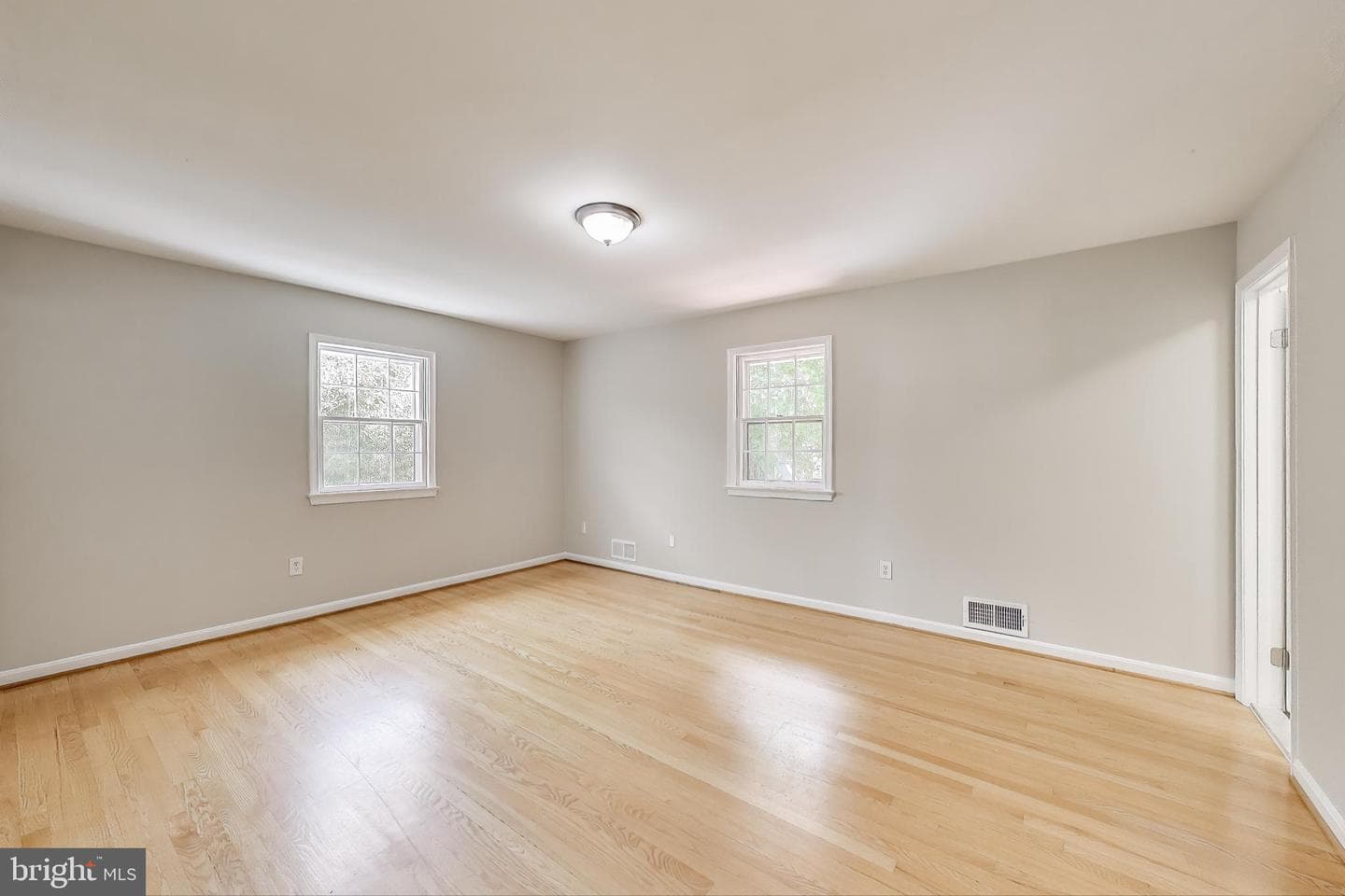 2403 Sherwood Hall Lane photo 14