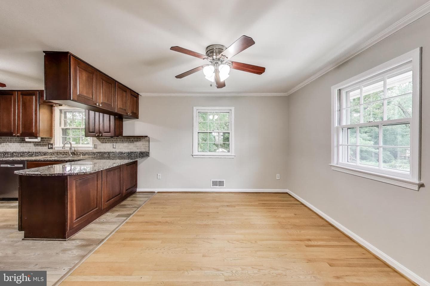 2403 Sherwood Hall Lane photo 8