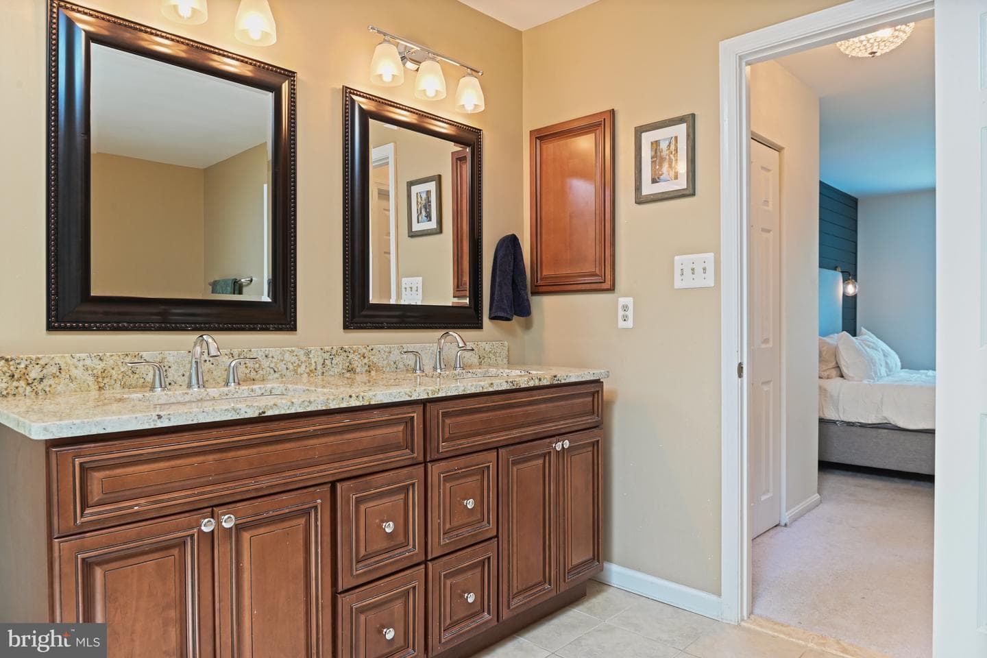 1092 Loran Court photo 33
