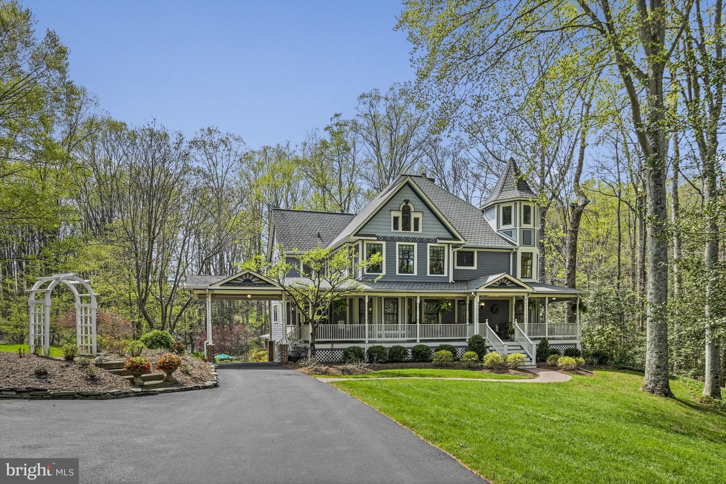 204 River Park Drive