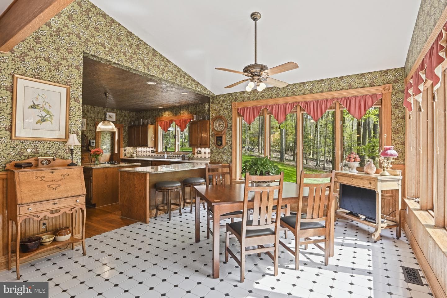 204 River Park Drive photo 37