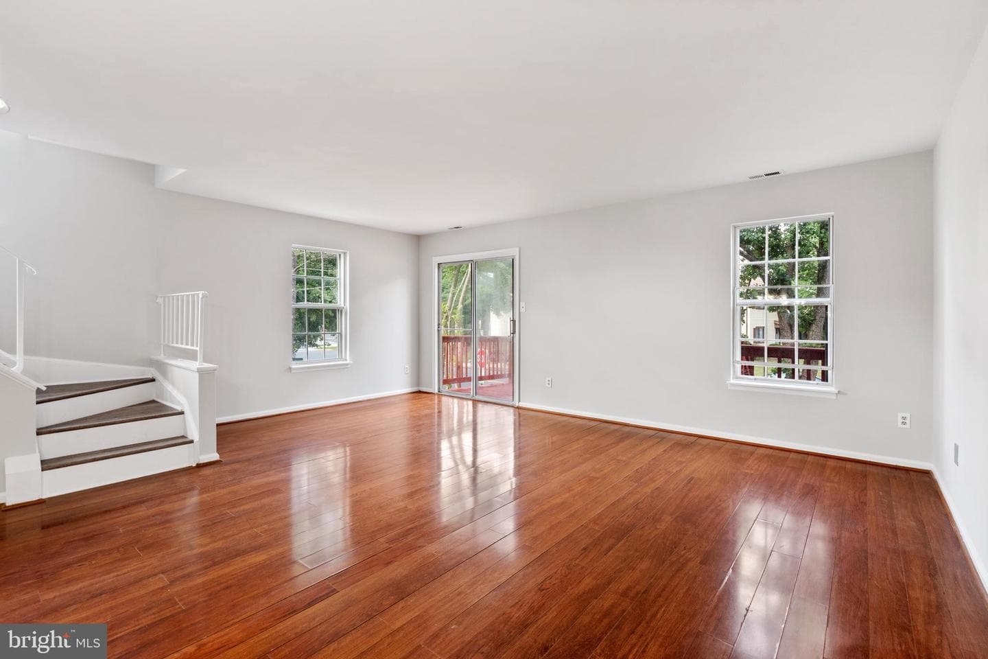 5501 Woodlawn Manor Court photo 14