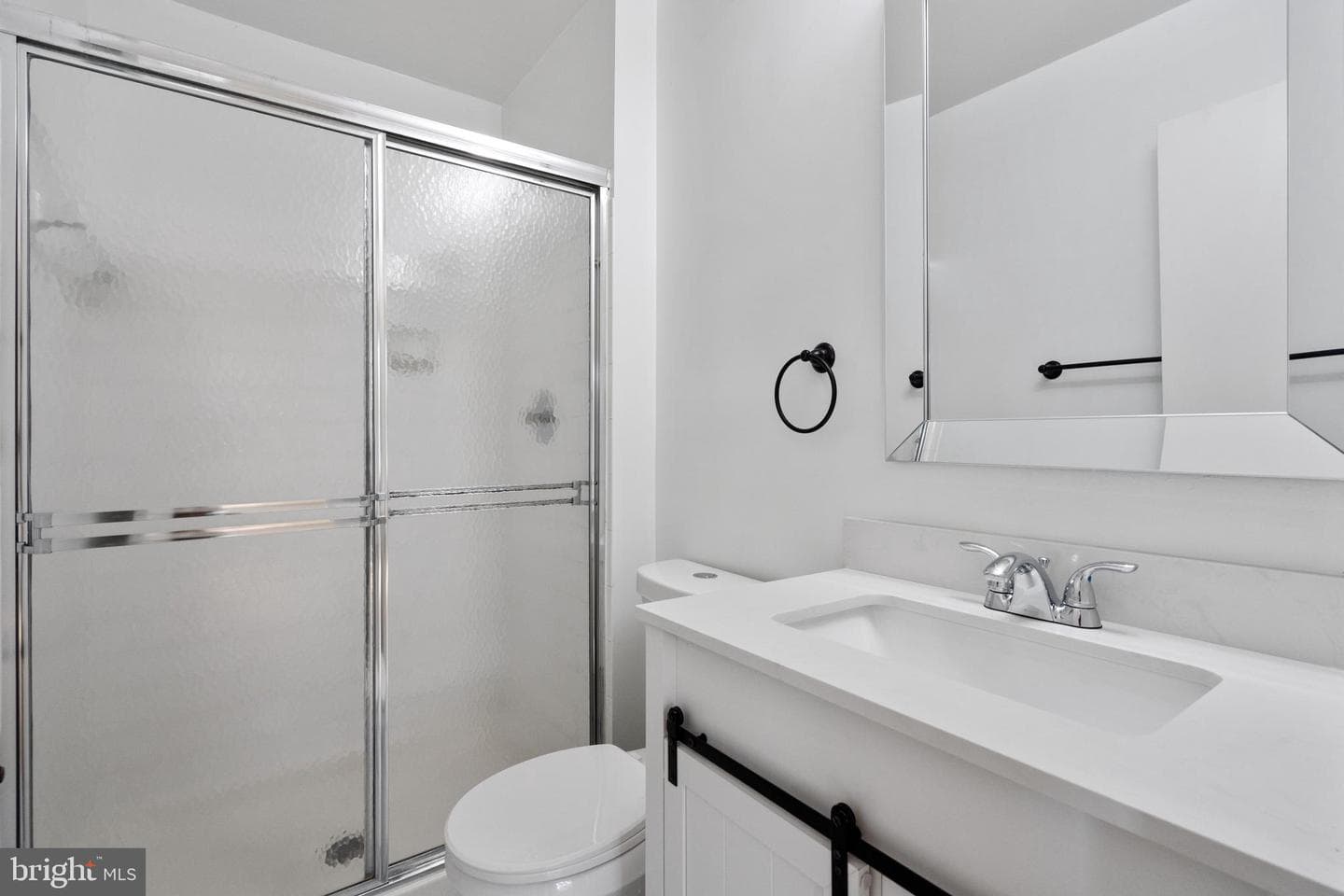 5501 Woodlawn Manor Court photo 19