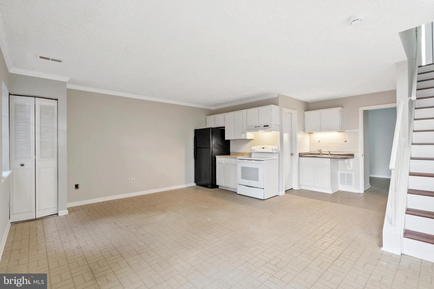 5501 Woodlawn Manor Court photo 24