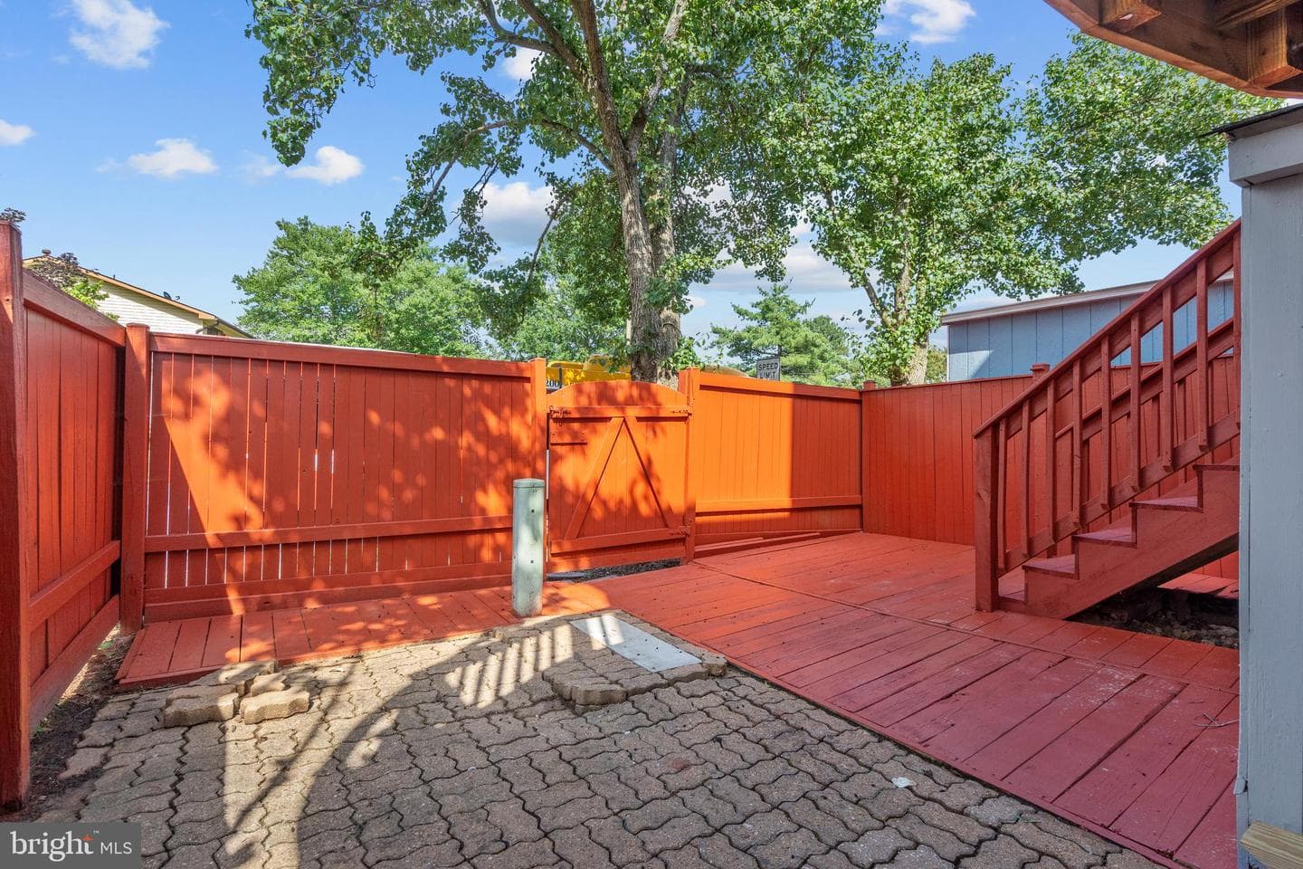 5501 Woodlawn Manor Court photo 32