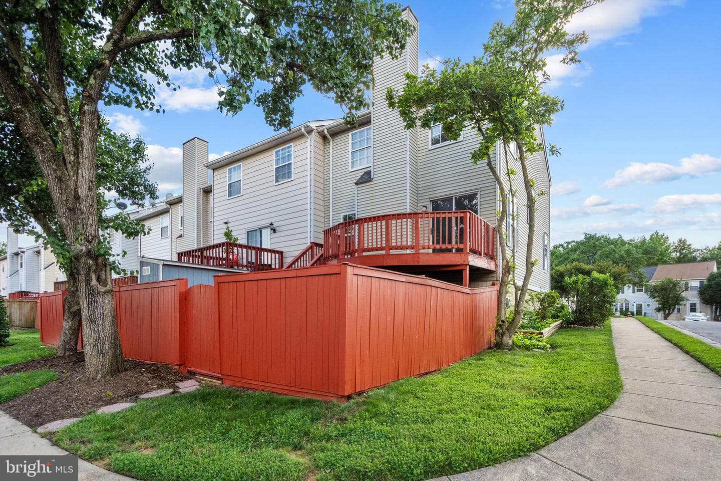 5501 Woodlawn Manor Court photo 34