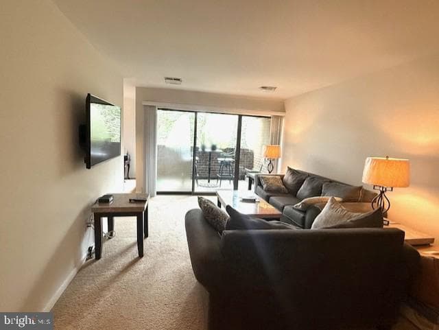 11260 Chestnut Grove Square #338 photo 2