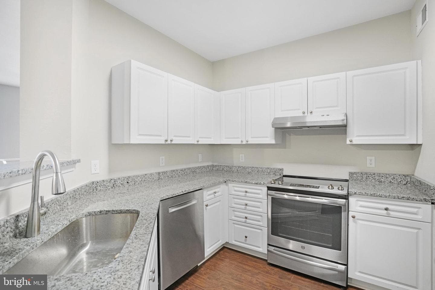8071 Nicosh Circle Lane #52 photo 5
