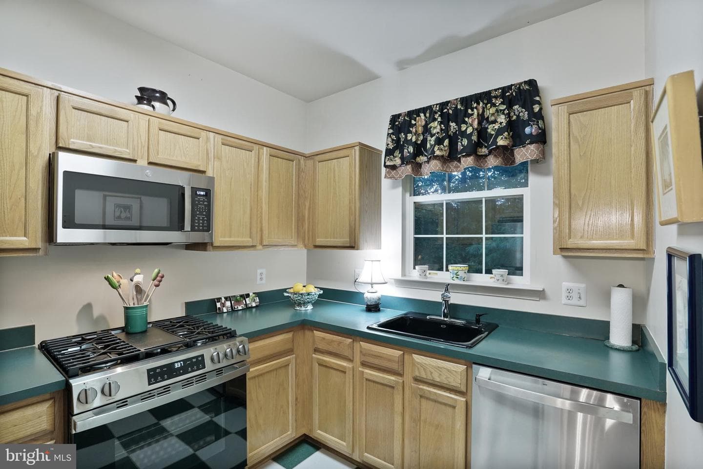 11402-P Gate Hill Place #63 photo 15