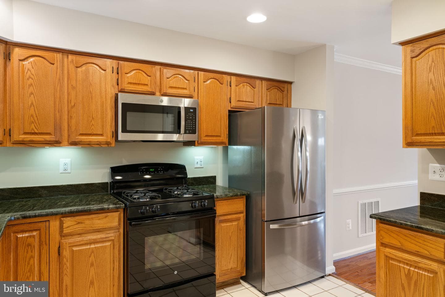 8037 Tanworth Court photo 20
