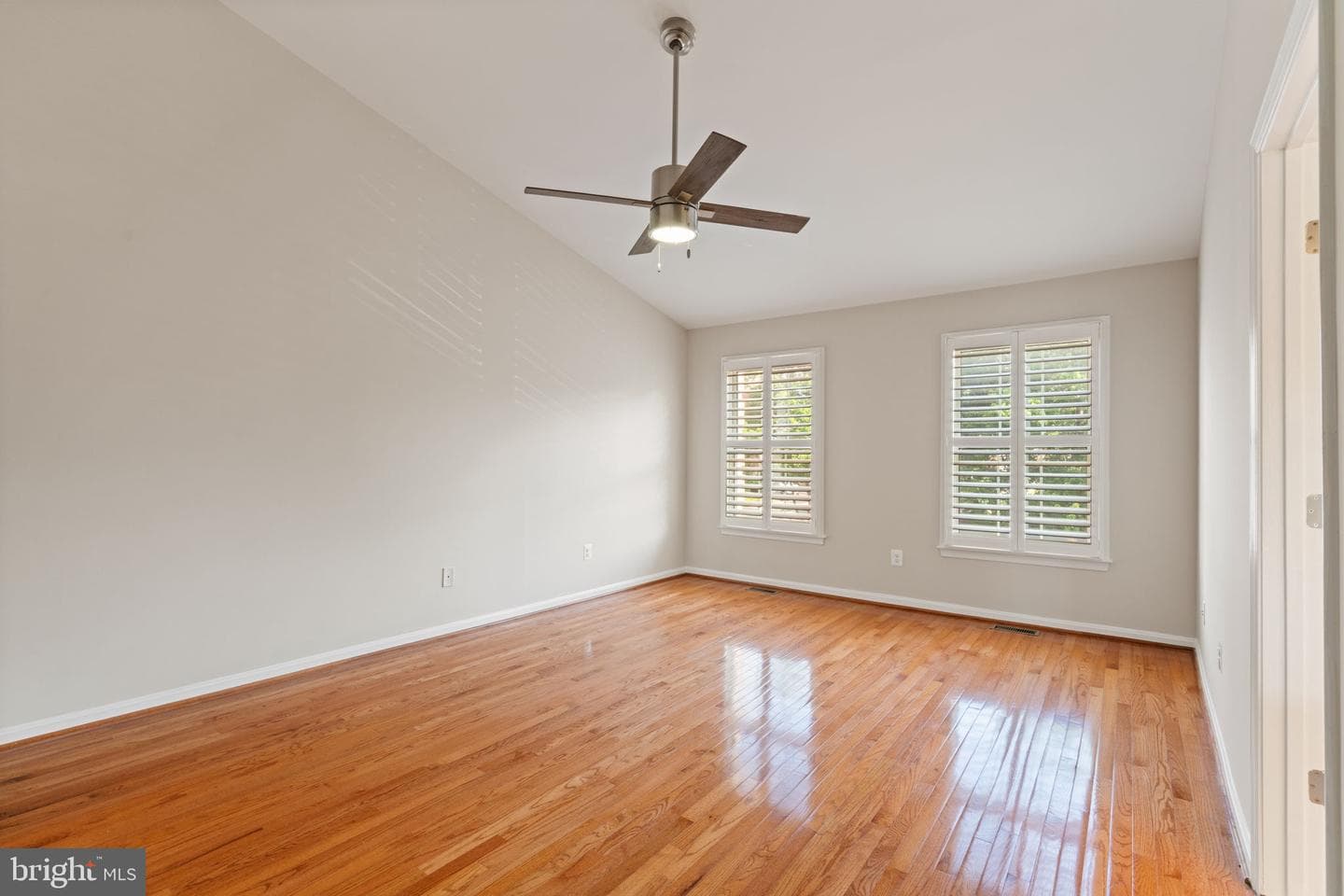 8037 Tanworth Court photo 26