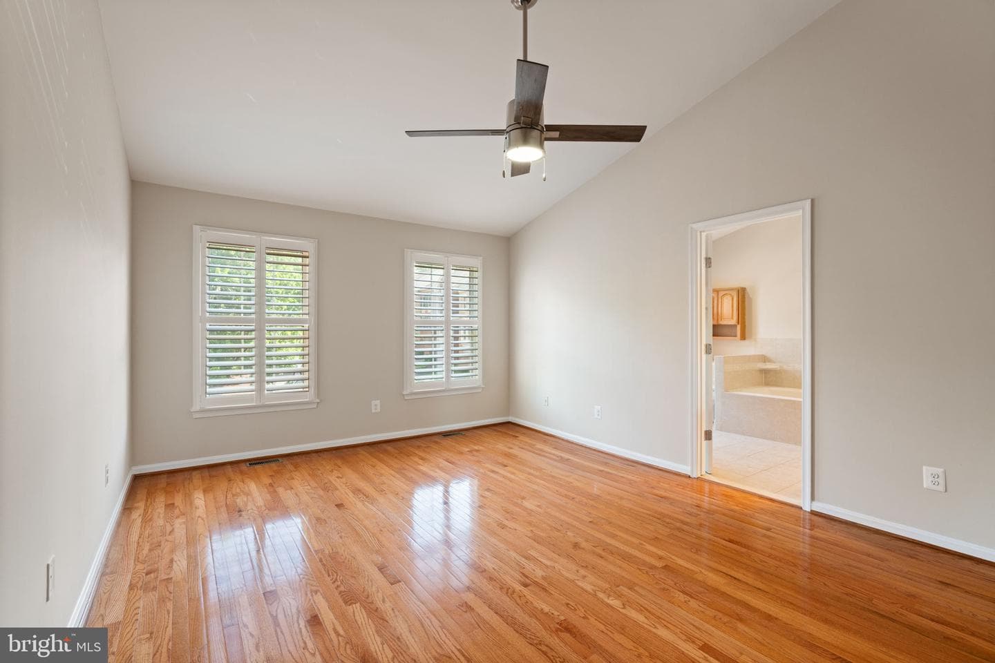 8037 Tanworth Court photo 27