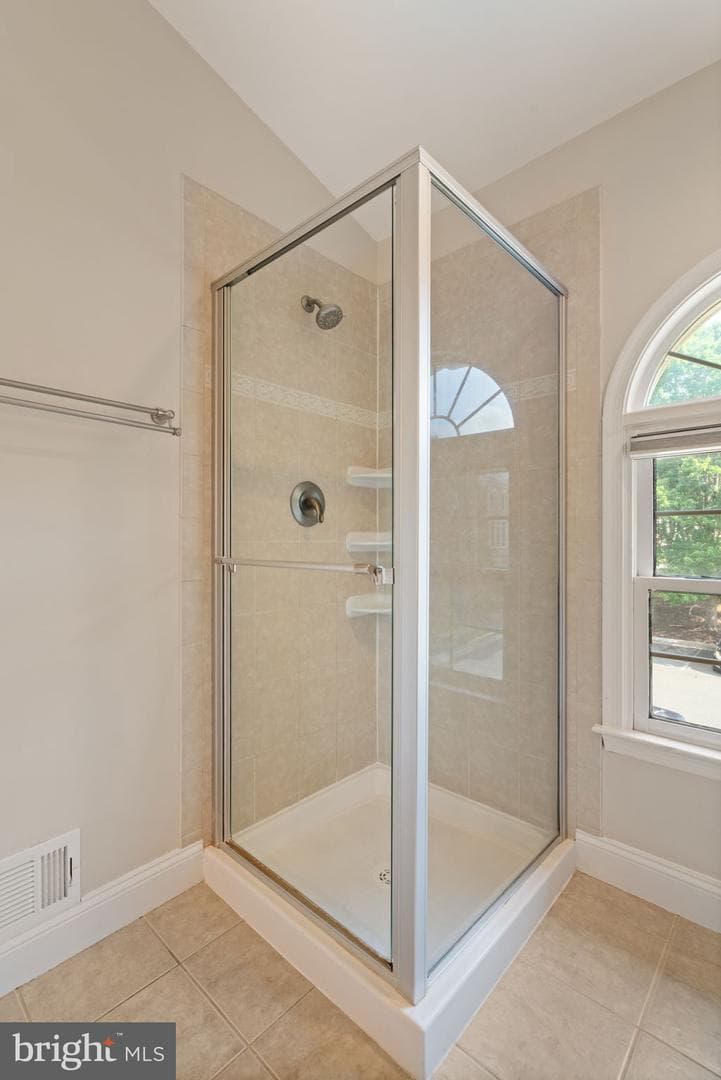 8037 Tanworth Court photo 32