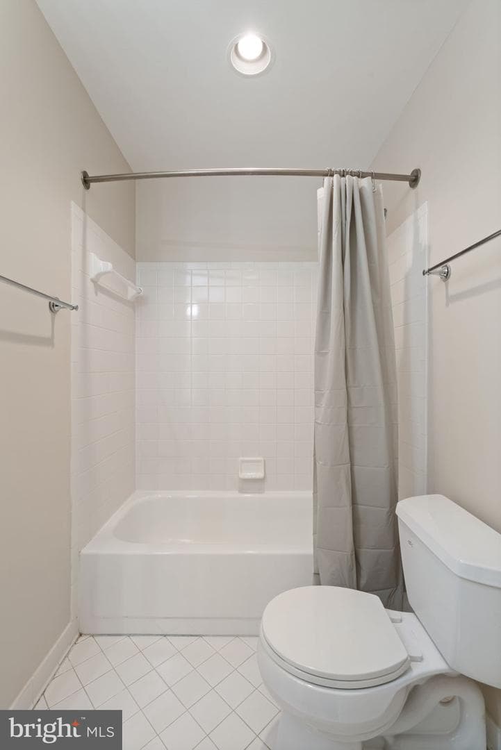 8037 Tanworth Court photo 37