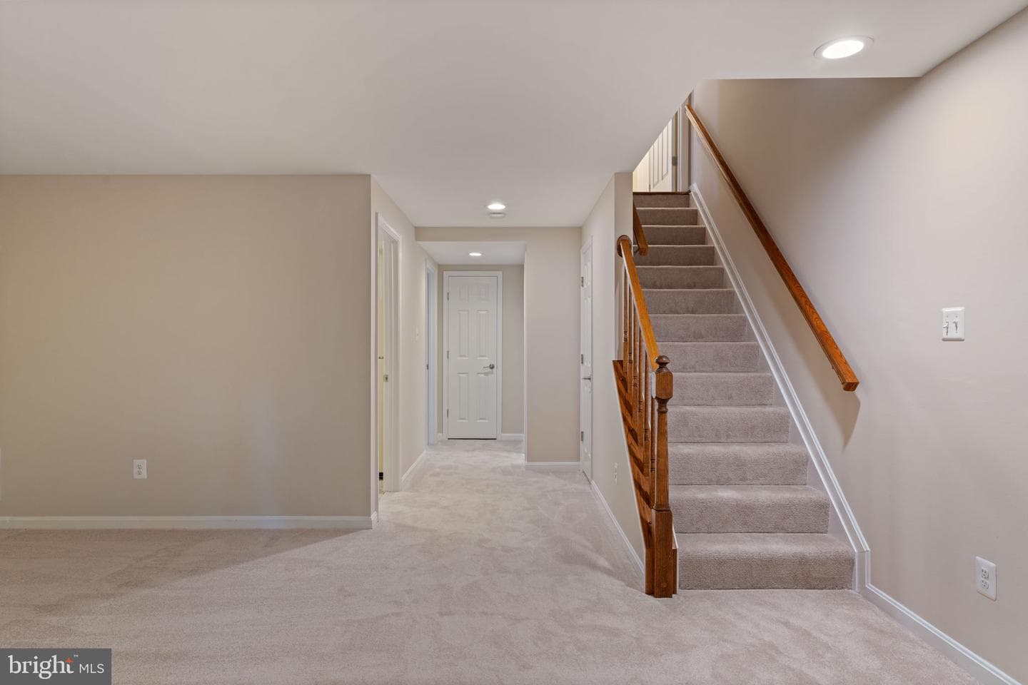 8037 Tanworth Court photo 40