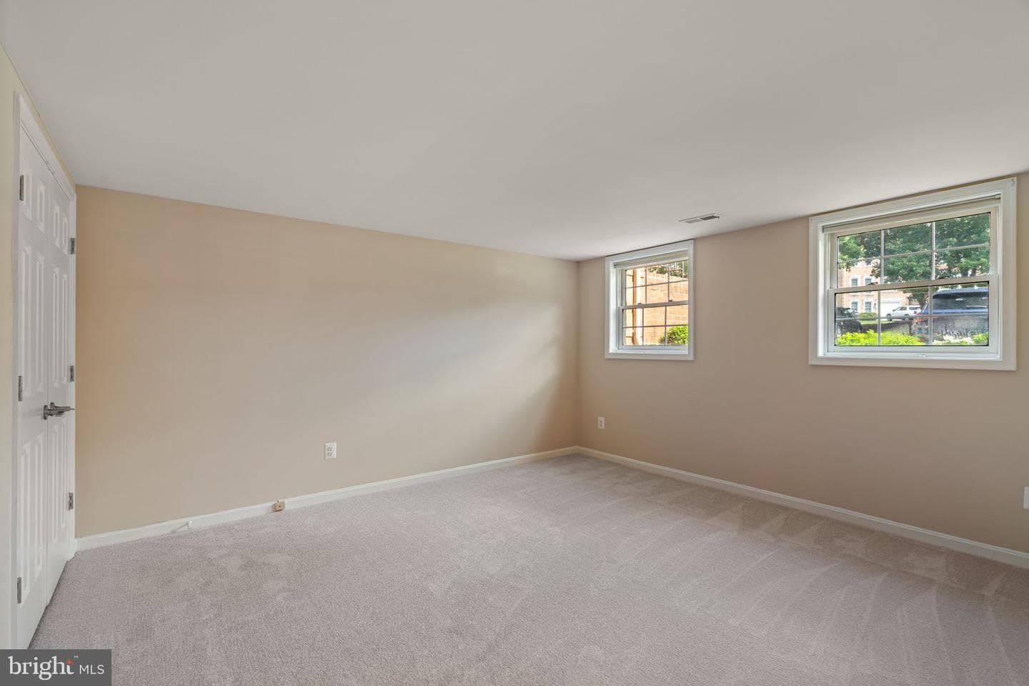 8037 Tanworth Court photo 48