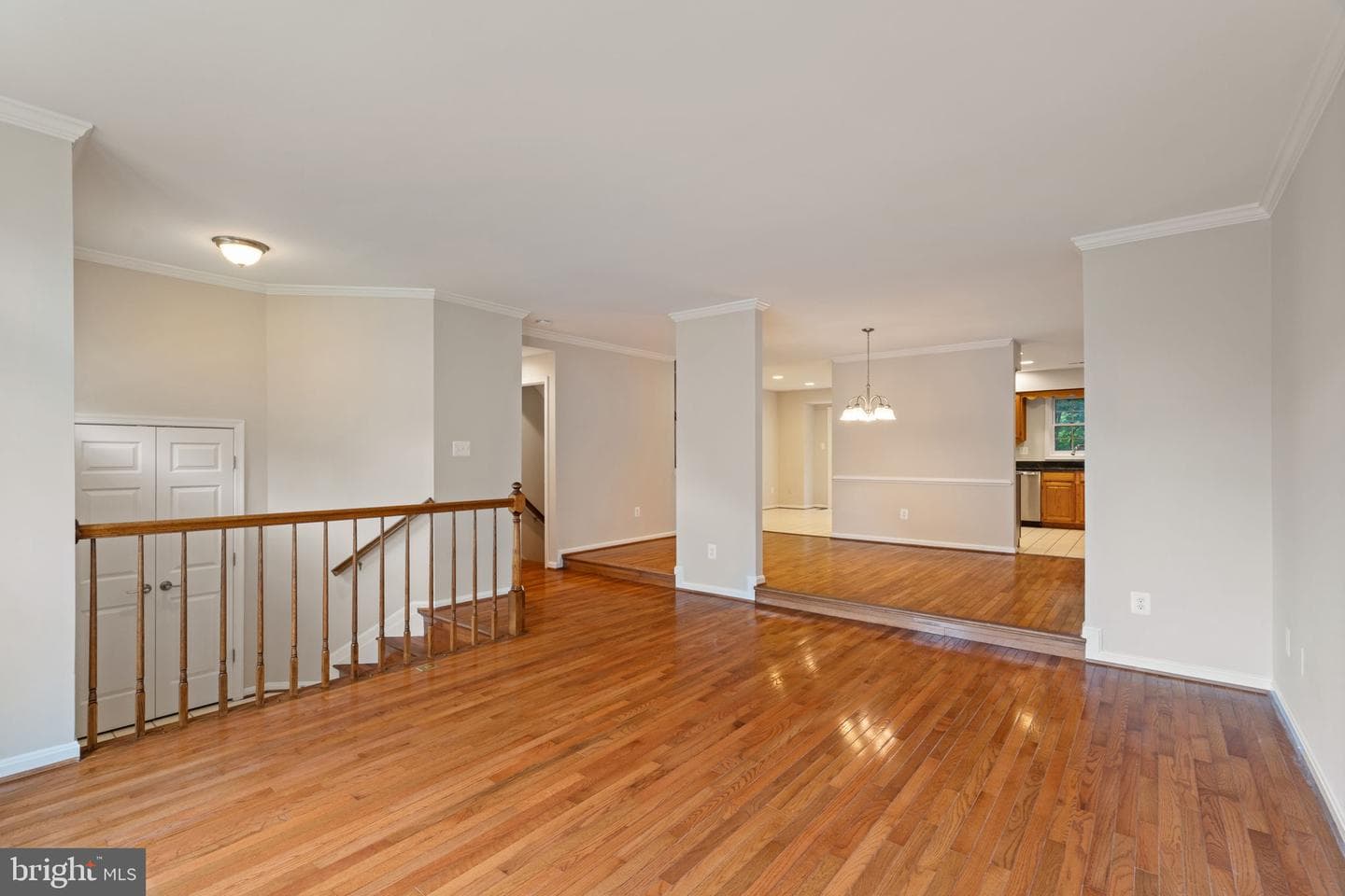 8037 Tanworth Court photo 7