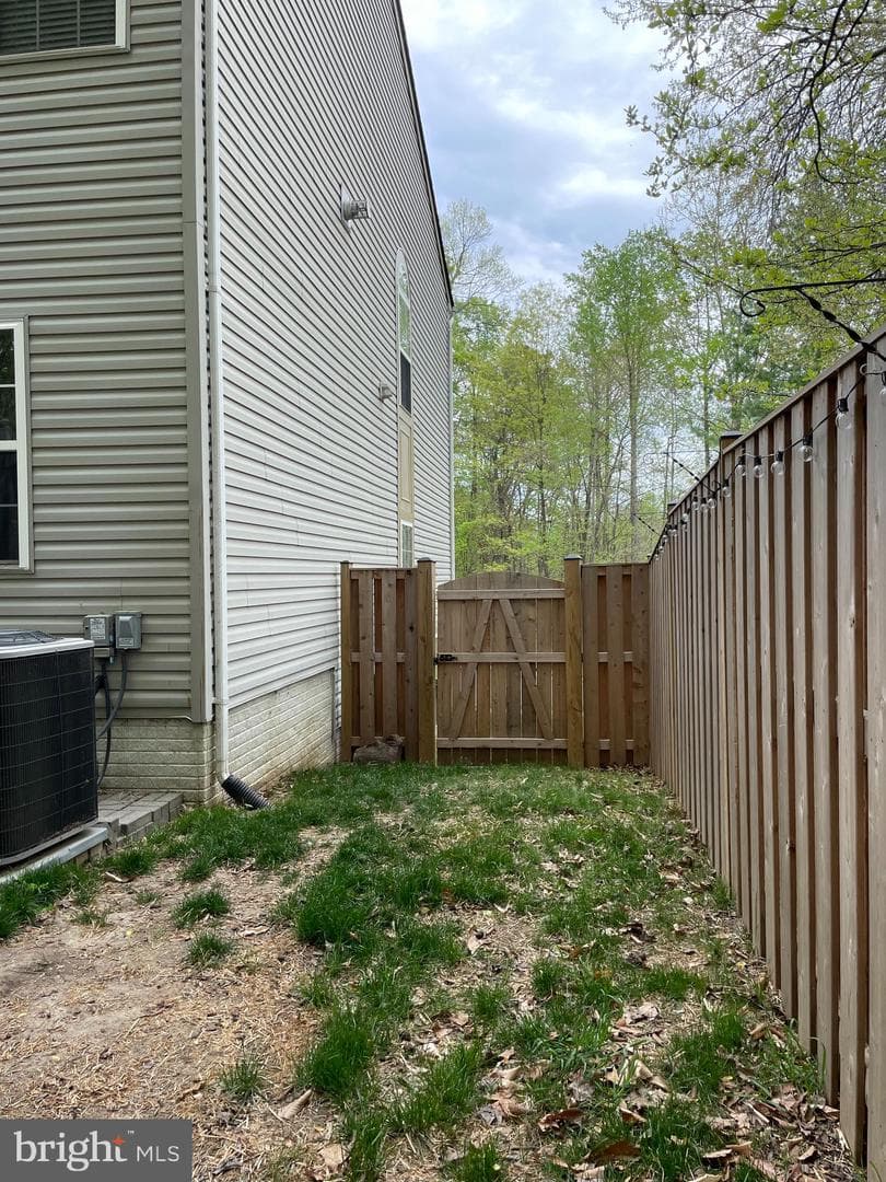 7730 Shadowcreek Terrace photo 11