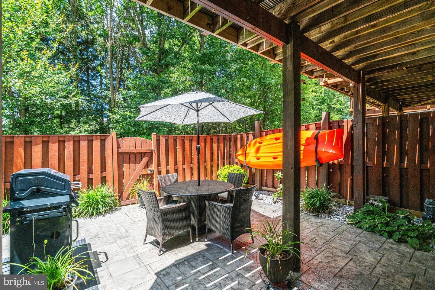 6552 Kelsey Point Circle photo 3