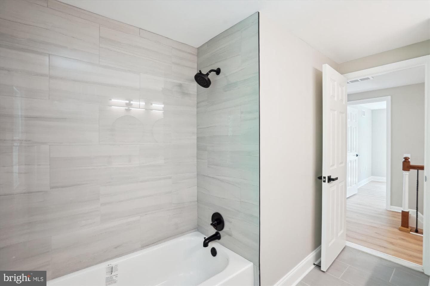 5816 Oak Leather Drive photo 38