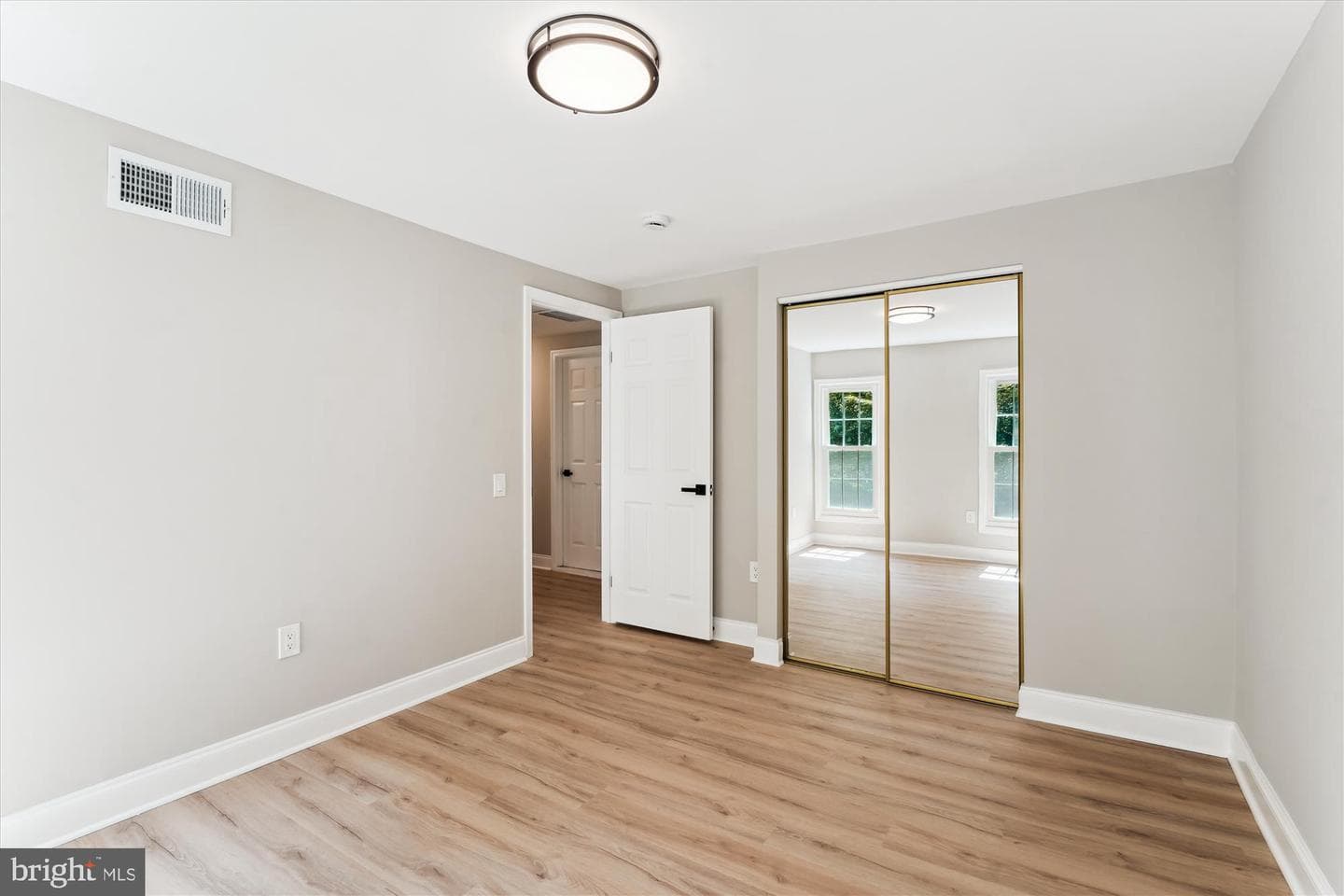 5816 Oak Leather Drive photo 41