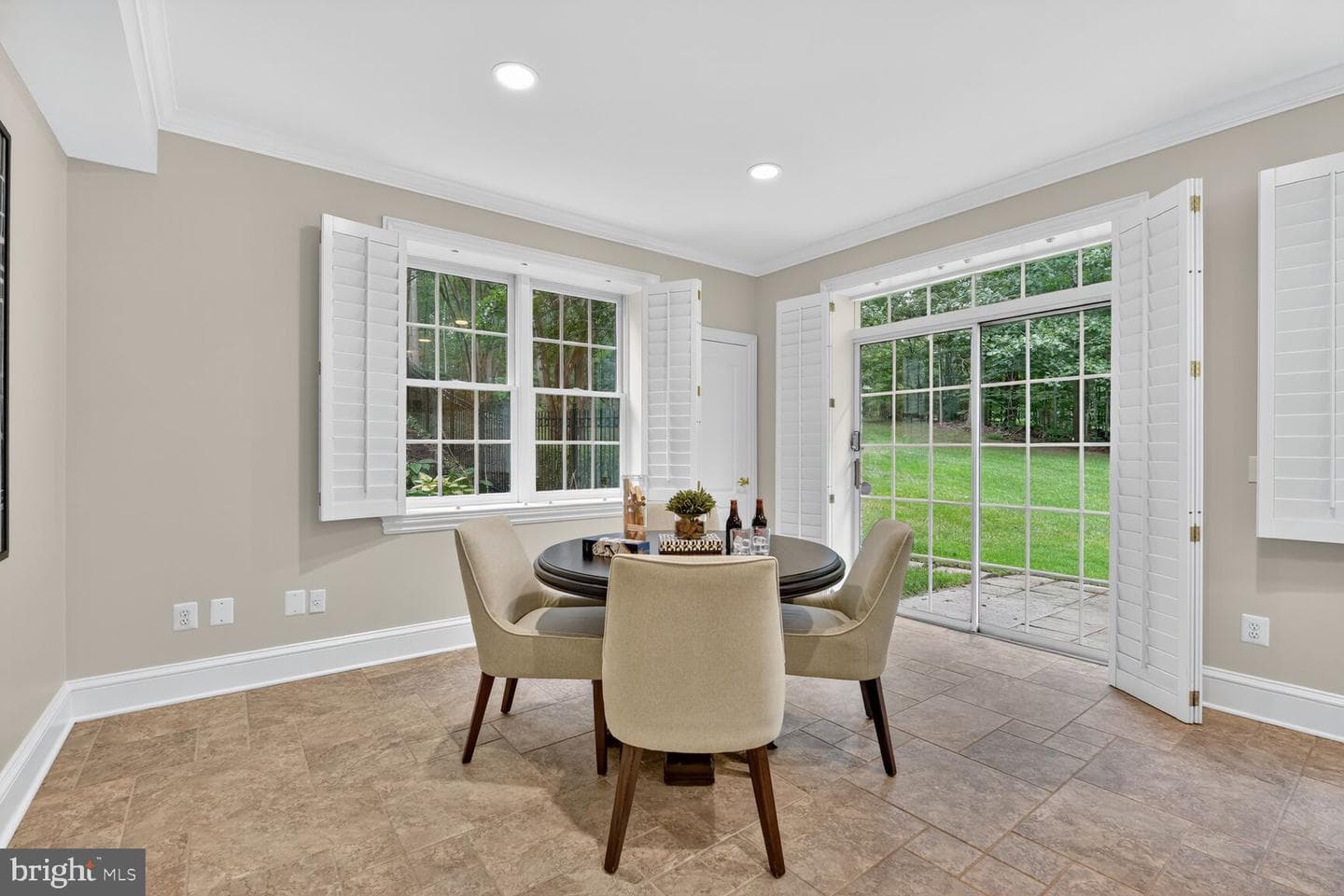 13724 Balmoral Greens Avenue photo 44