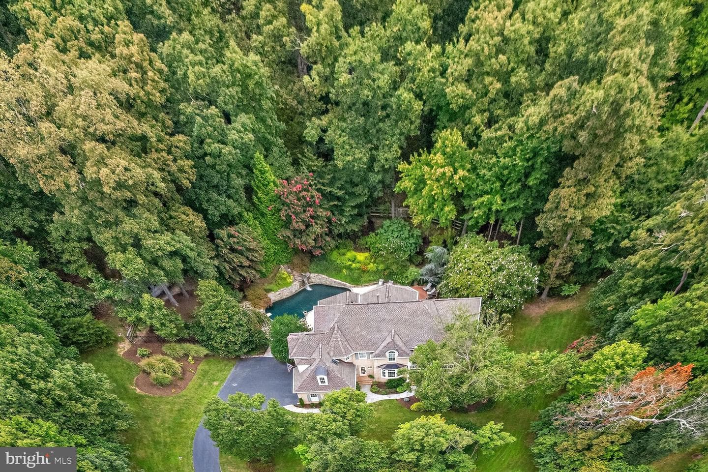 13724 Balmoral Greens Avenue photo 50