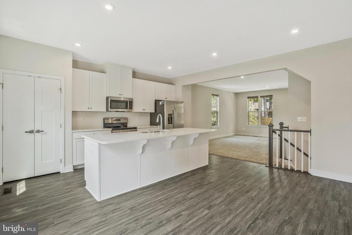 7811 Sutter Lane photo 11