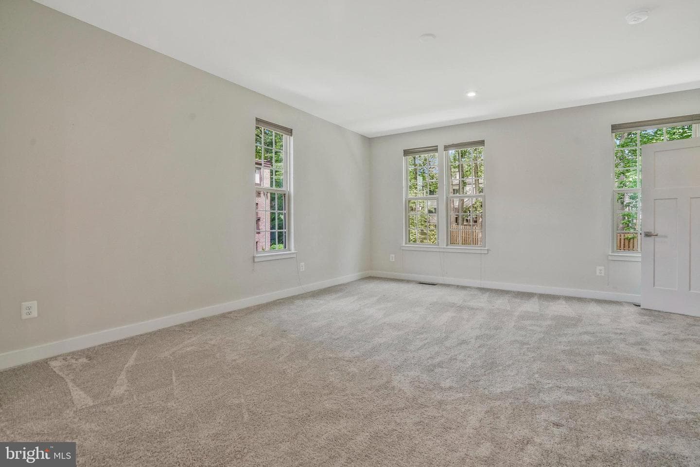 7811 Sutter Lane photo 15