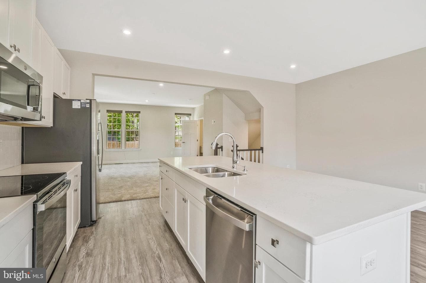 7811 Sutter Lane photo 20