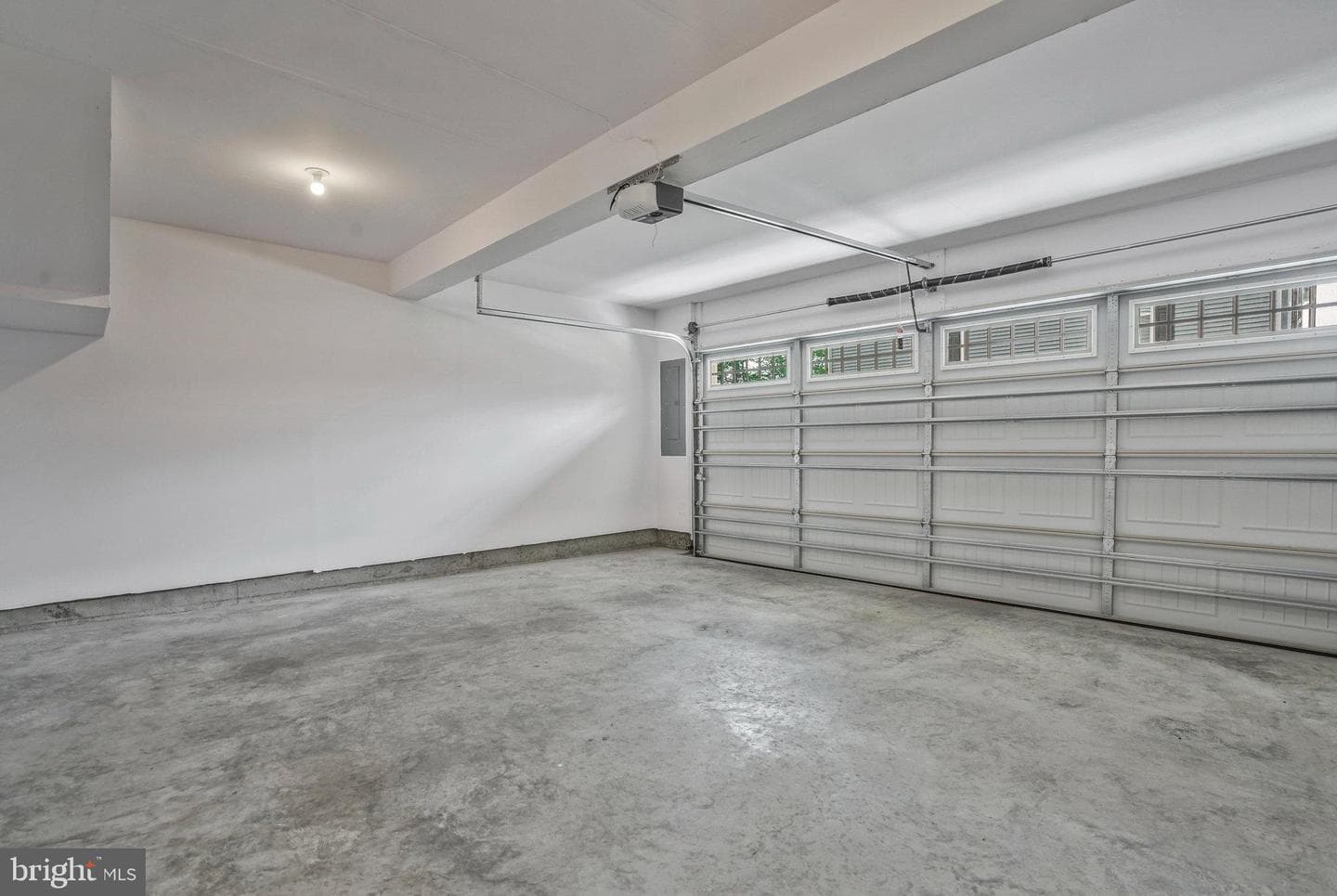7811 Sutter Lane photo 46