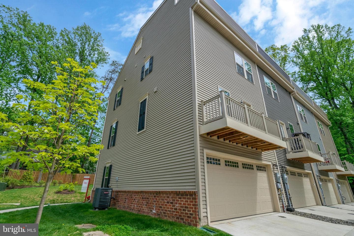7811 Sutter Lane photo 47