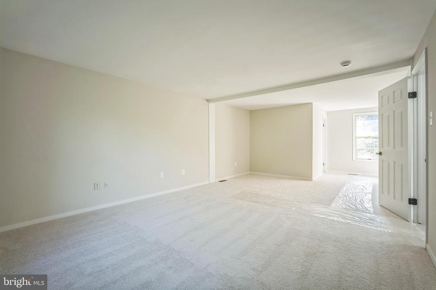 13644 Shreve Street photo 31